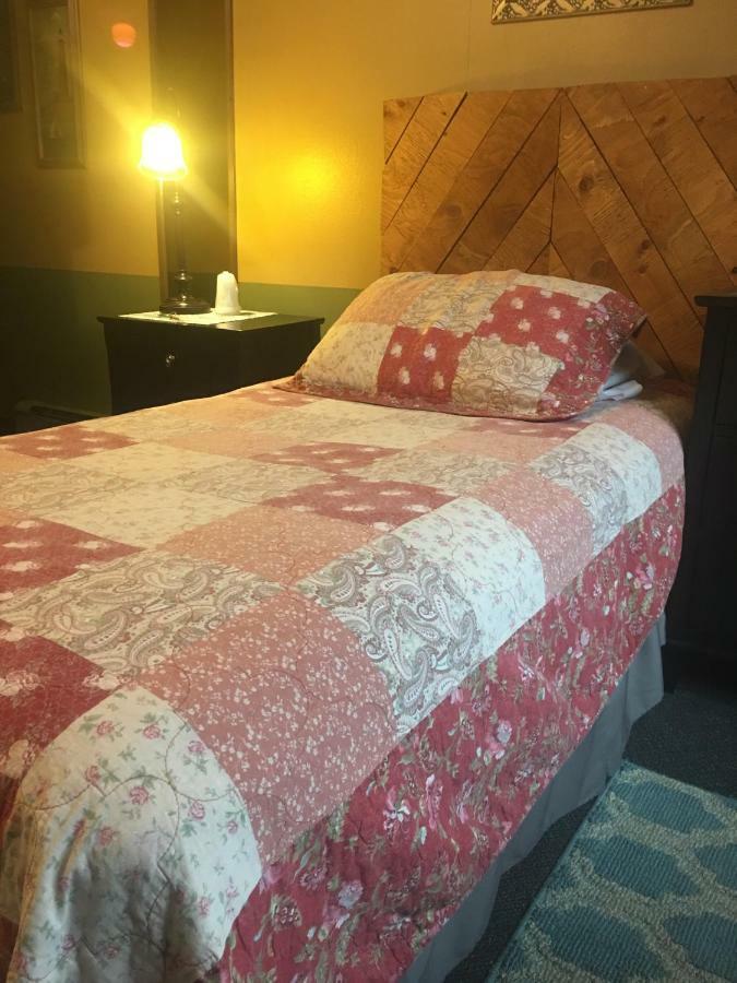 Вилла Fireweed Roadhouse Nenana Экстерьер фото